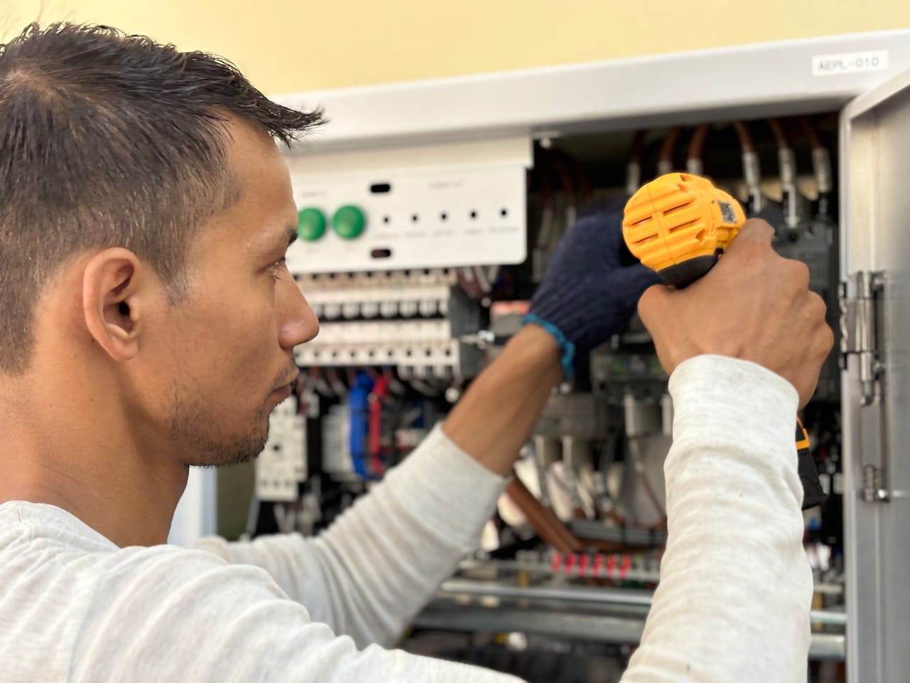 Choisir un électricien fiable