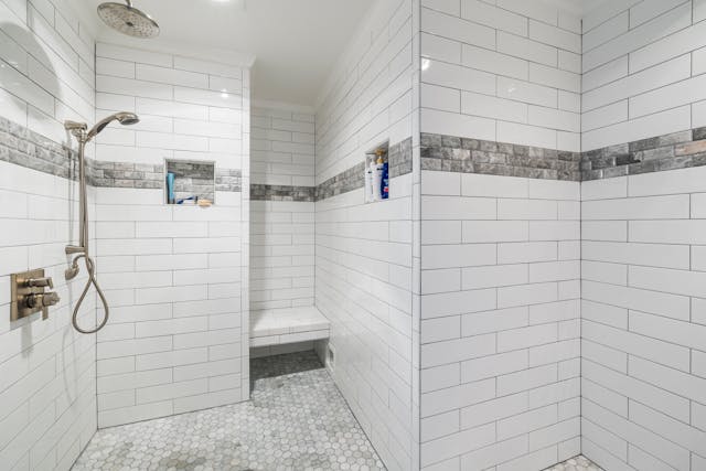 Les tendances 2026 des caniveaux de douche à l’italienne