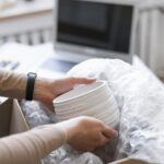 Déménagement et emballage de meubles et objets fragiles.